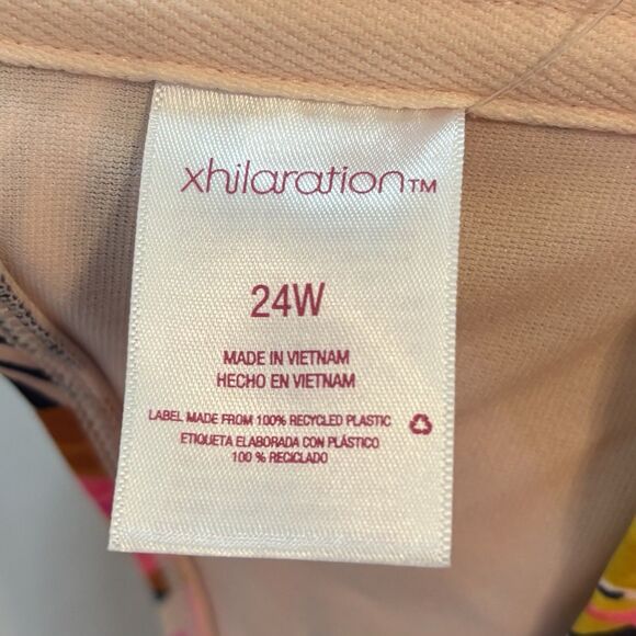 xHilaration Women's 24W Swim Bikini Top Tropical Pattern Lined - Picture 5 of 7